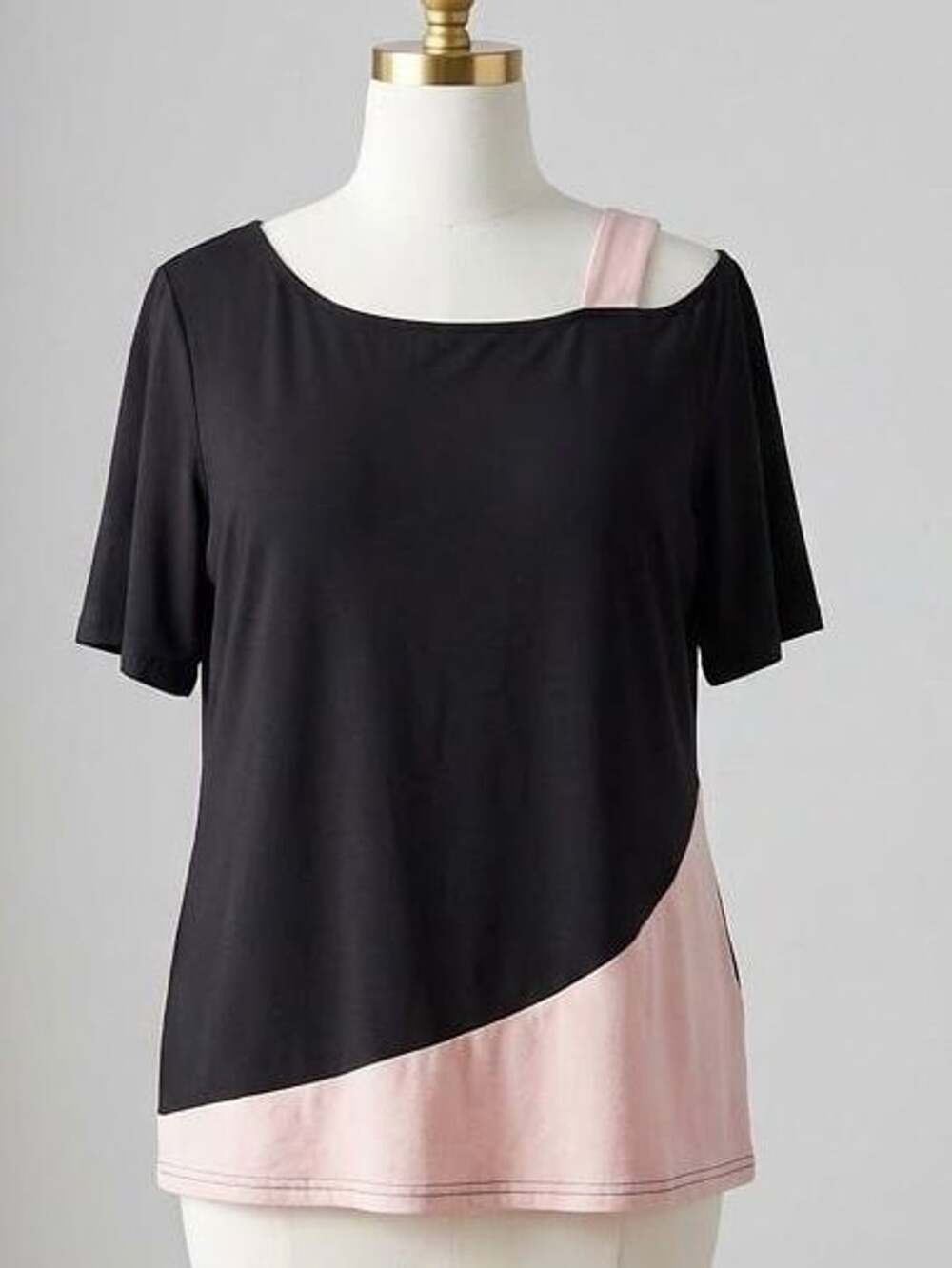 BloomChic Plus Size 2X 18-20 Black & Pink Asymmetrical One Shoulder Blouse Top